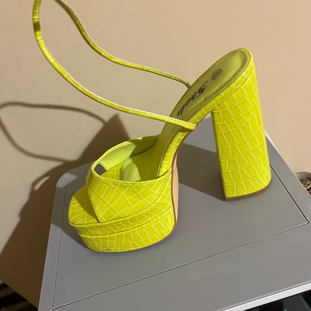 SHEIN Neon Yellow Platform Sandals